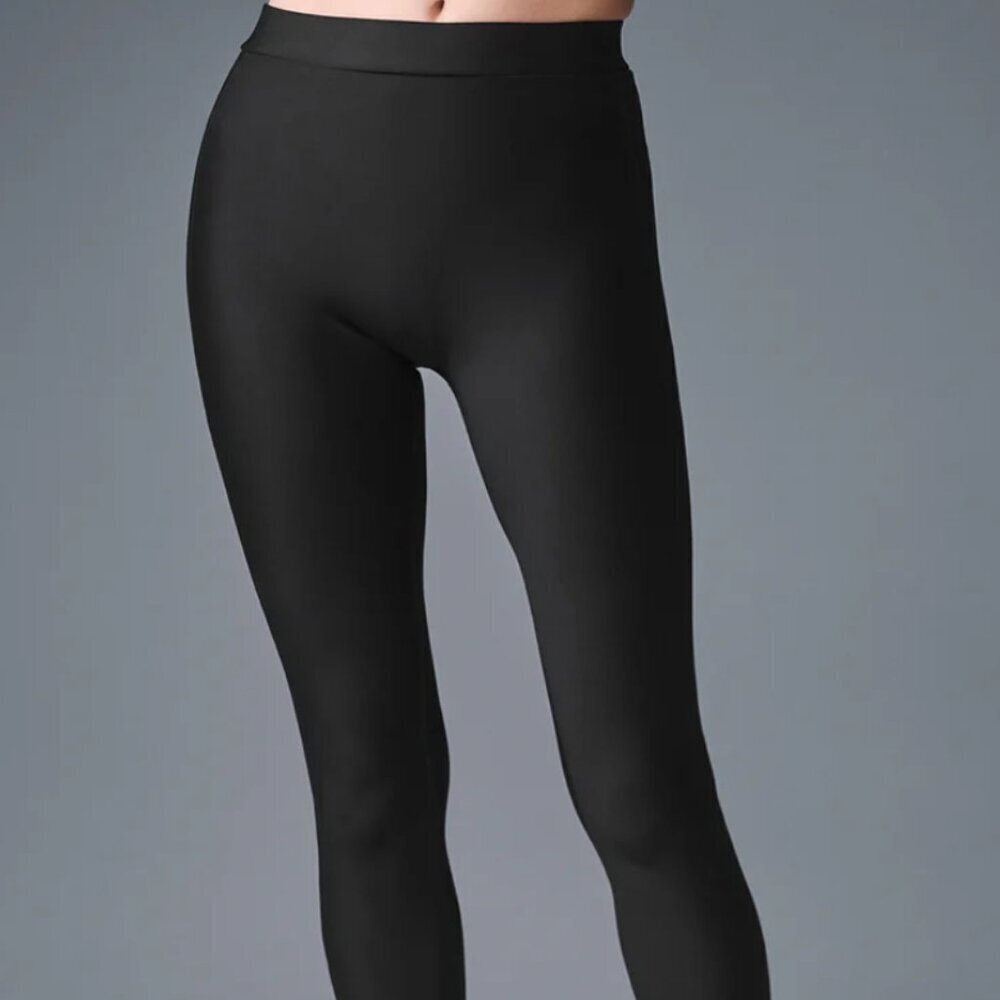 Alo Yoga Airlift High-Waist 7/8 Turn It Up Legging